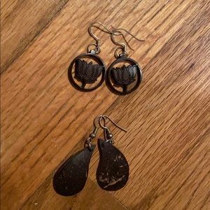 2 pairs of earrings!!!